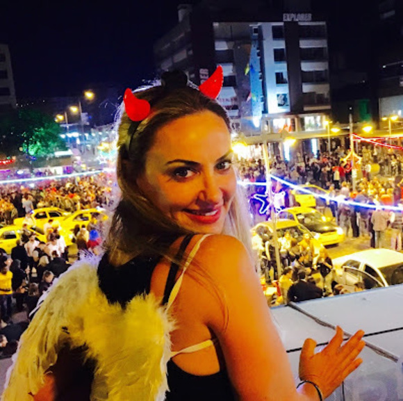 Meet your Posher, Rakel - Picture 1 of 1